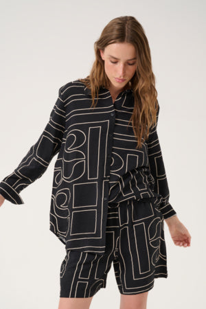 KellyMW shirt - My Essential Wardrobe