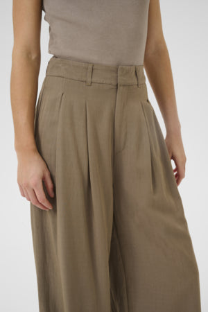 Gilda High Waist Trousers - My Essential Warrobe
