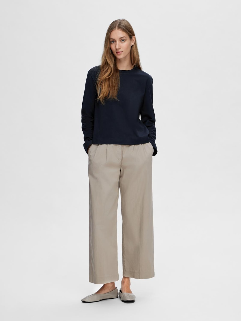 ESSENTIAL BOXY LS TEE - SELECTED FEMME (NAVY)