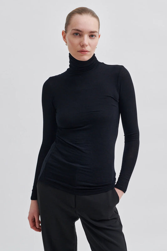 Matima T-Neck - Second Female