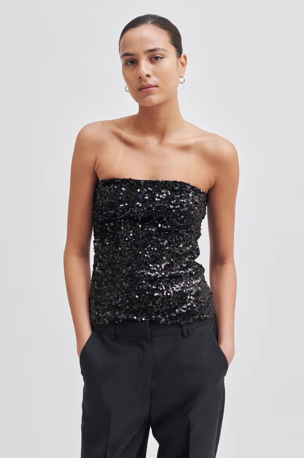 Luxurious Tube Top - Second Female