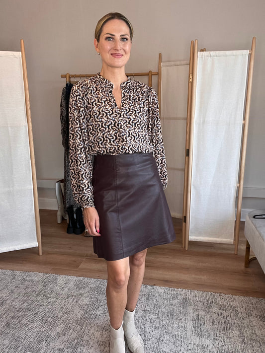 Theo Blouse - Second Female