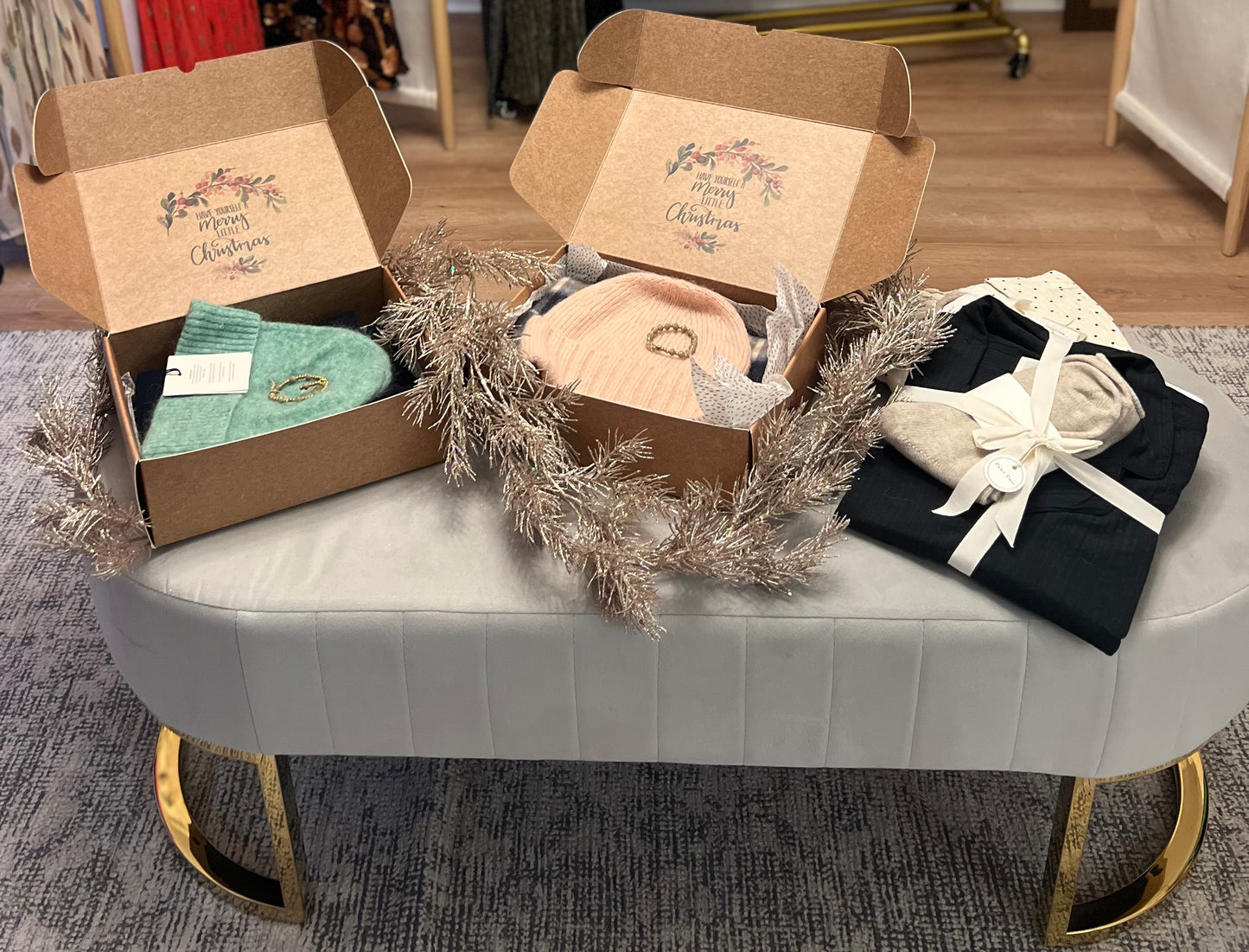 WINTER GIFT BOX