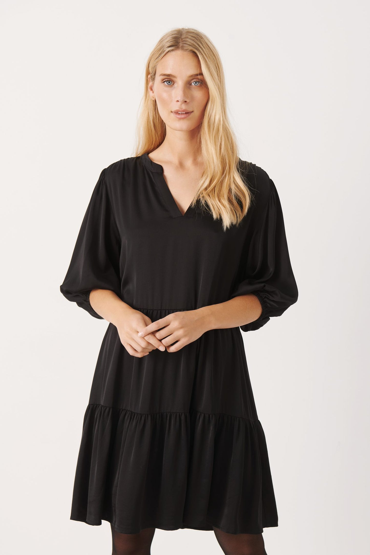 HAWRAS DRESS - PART TWO