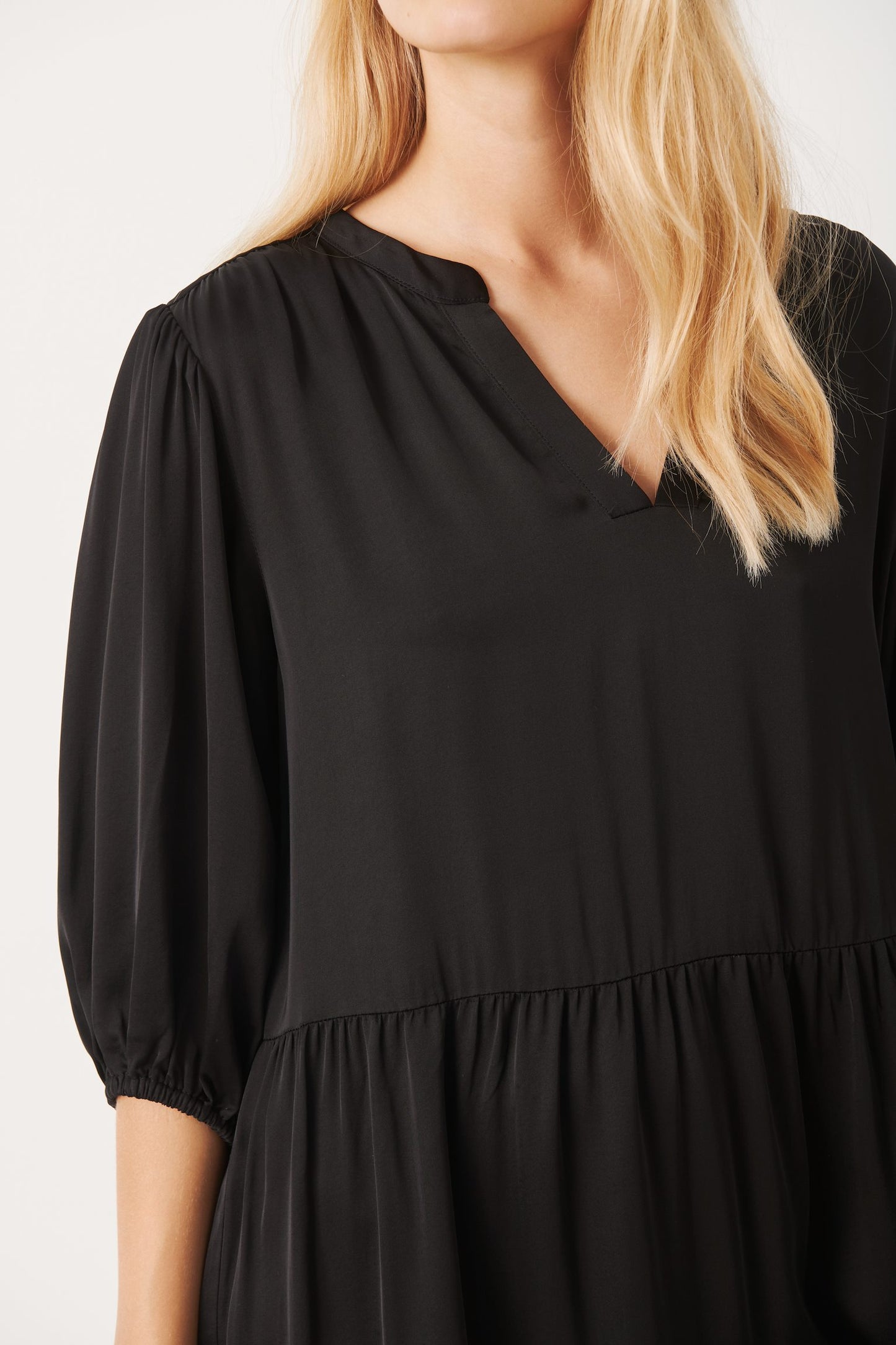 HAWRAS DRESS - PART TWO