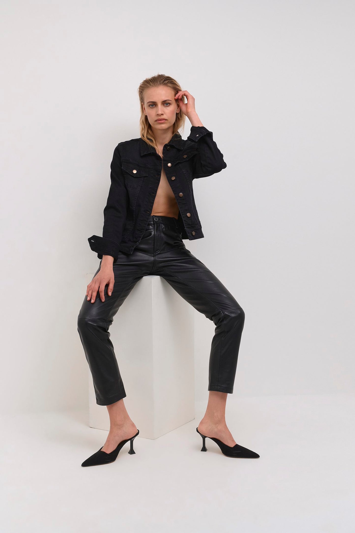 The Denim Jacket - My Essential Wardrobe