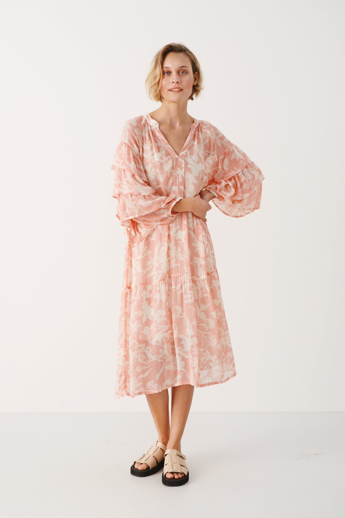 Blooming Dahlia Dress - Part Two
