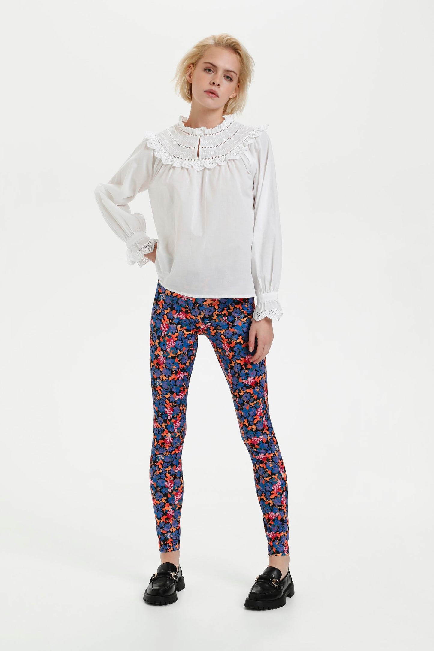 RUFFLE BLOUSE - KBS