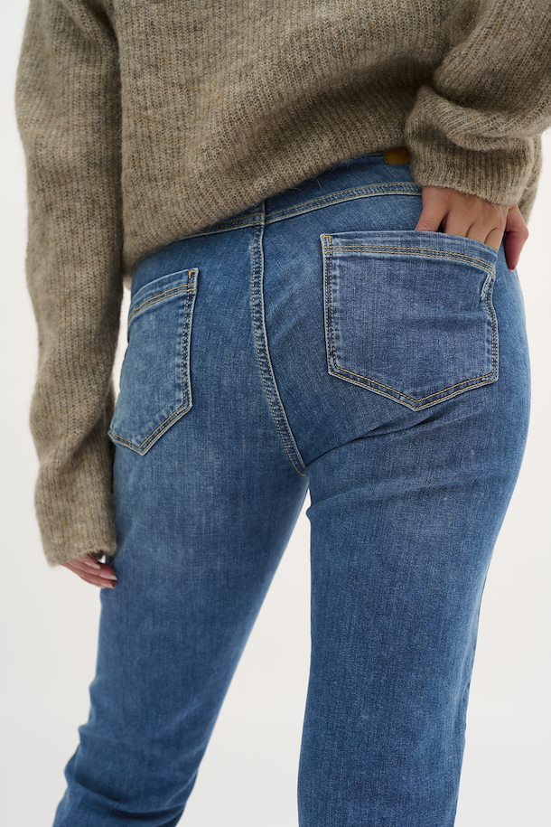 37 THE CELINAZIP 101 HIGH SLIM