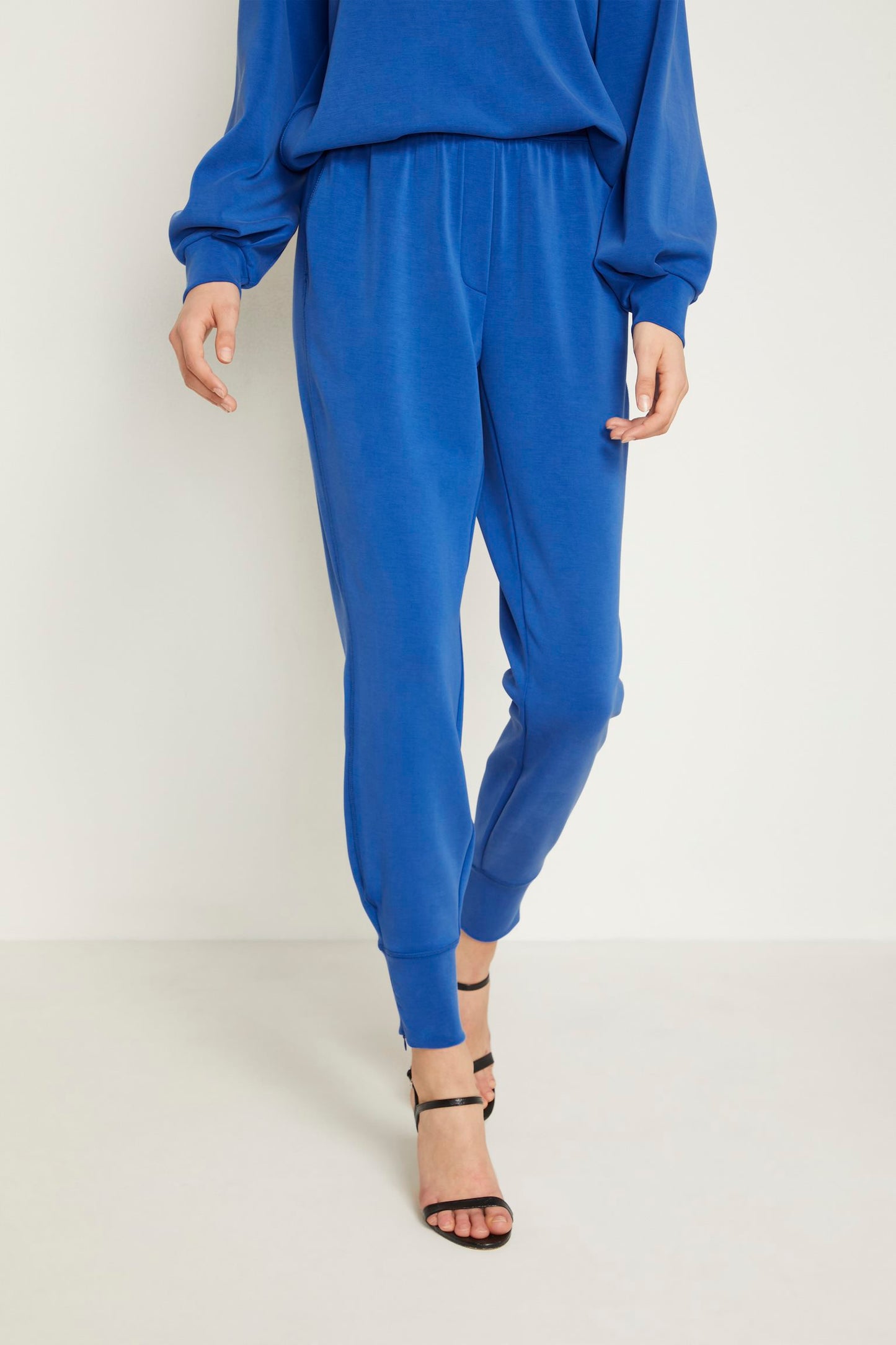 The Sweat Pant