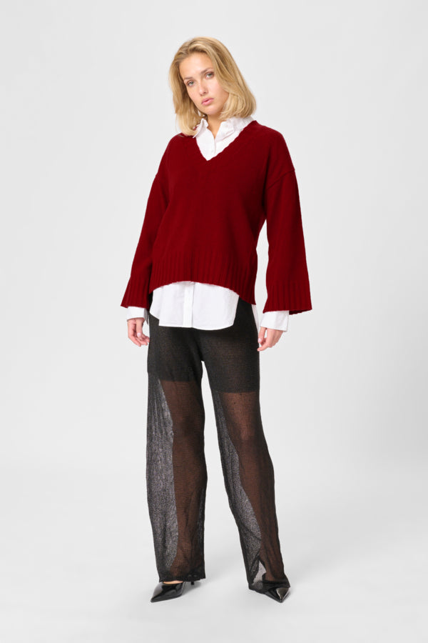 Huxi V-Neck Knit - My Essential Wardrobe