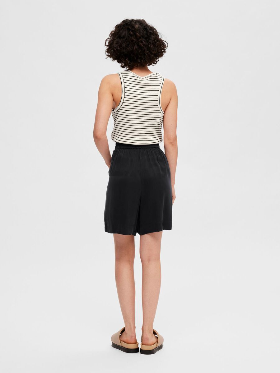 Laila Cupro Shorts - Selected Femme