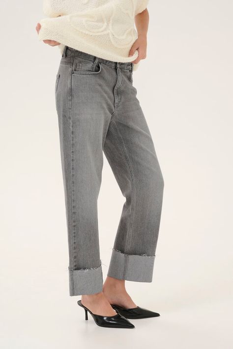 DALLAS JEANS - MY ESSENTIAL WARDROBE