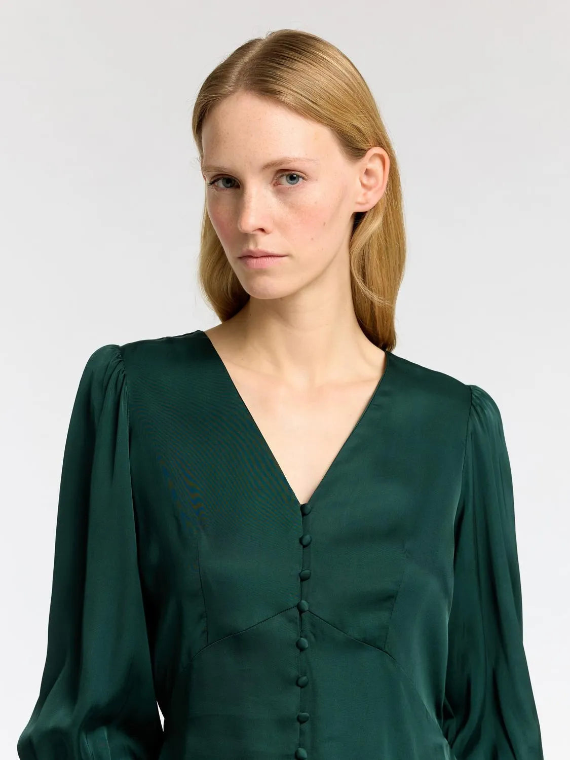 SLFJYLINE SATIN TOP - SELECTED FEMME