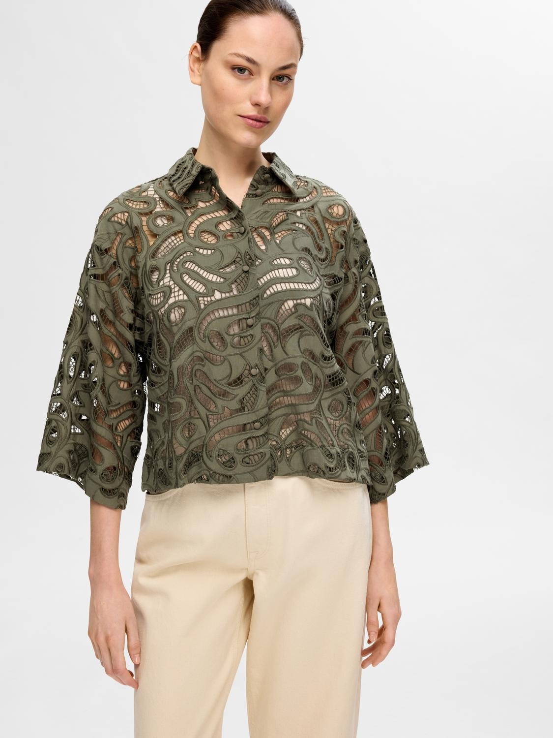 SLFALLIA 3/4 CROPPED BROIDERIE SHIRT - SELECTED FEMME